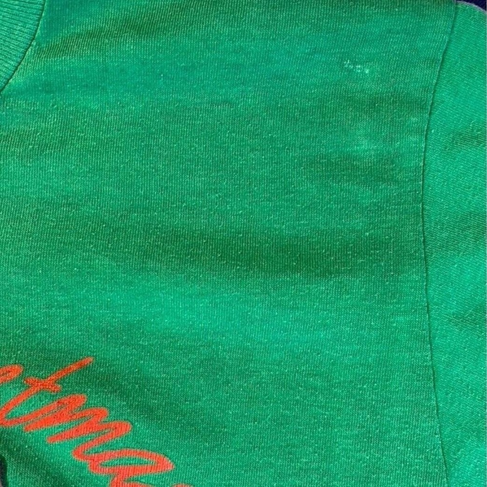 Vintage Christmas T-Shirt (M) 80s Single Stitch Looney Tunes Taz Devil Santa - Picture 6 of 10
